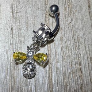 Bumblebee belly ring